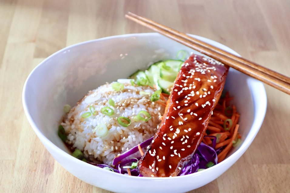 Donburi Rice Bowl with Toasted Sesame Teriyaki Salmon